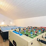 Σπίτι διακοπών 12 Person In Saltum-by Traum *
