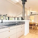 12 Person In Saltum-by Traum Saltum